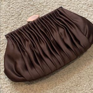 Formal clutch